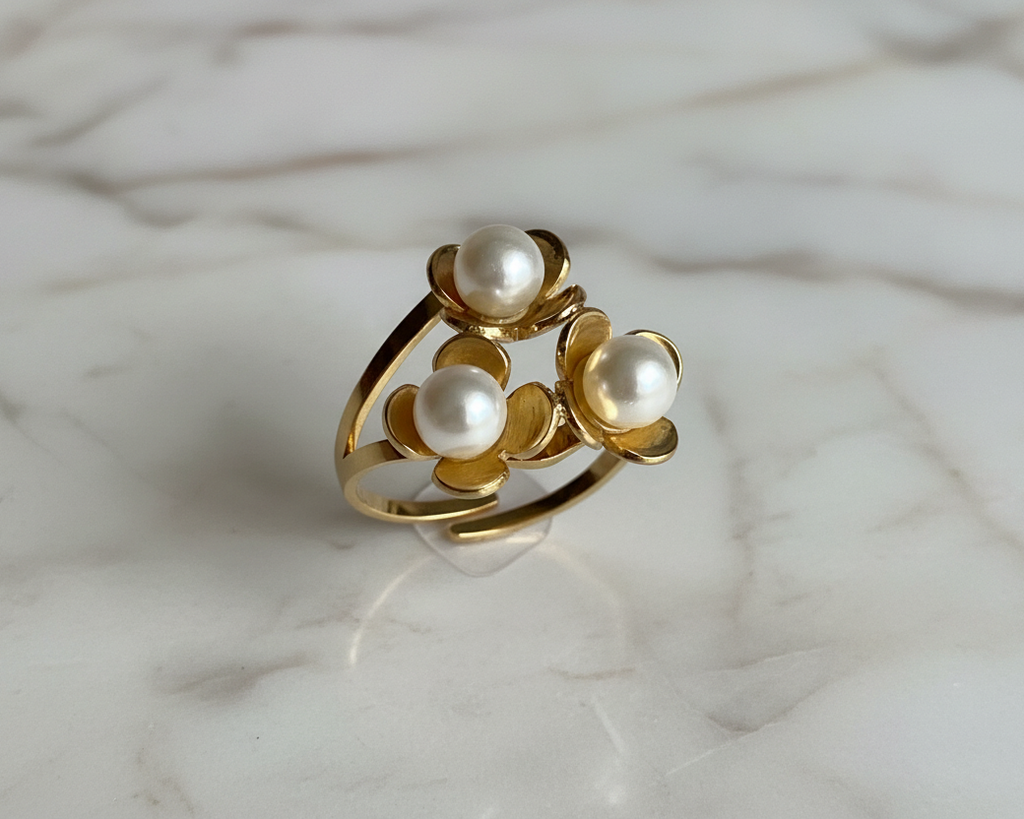 Mabel pearl ring