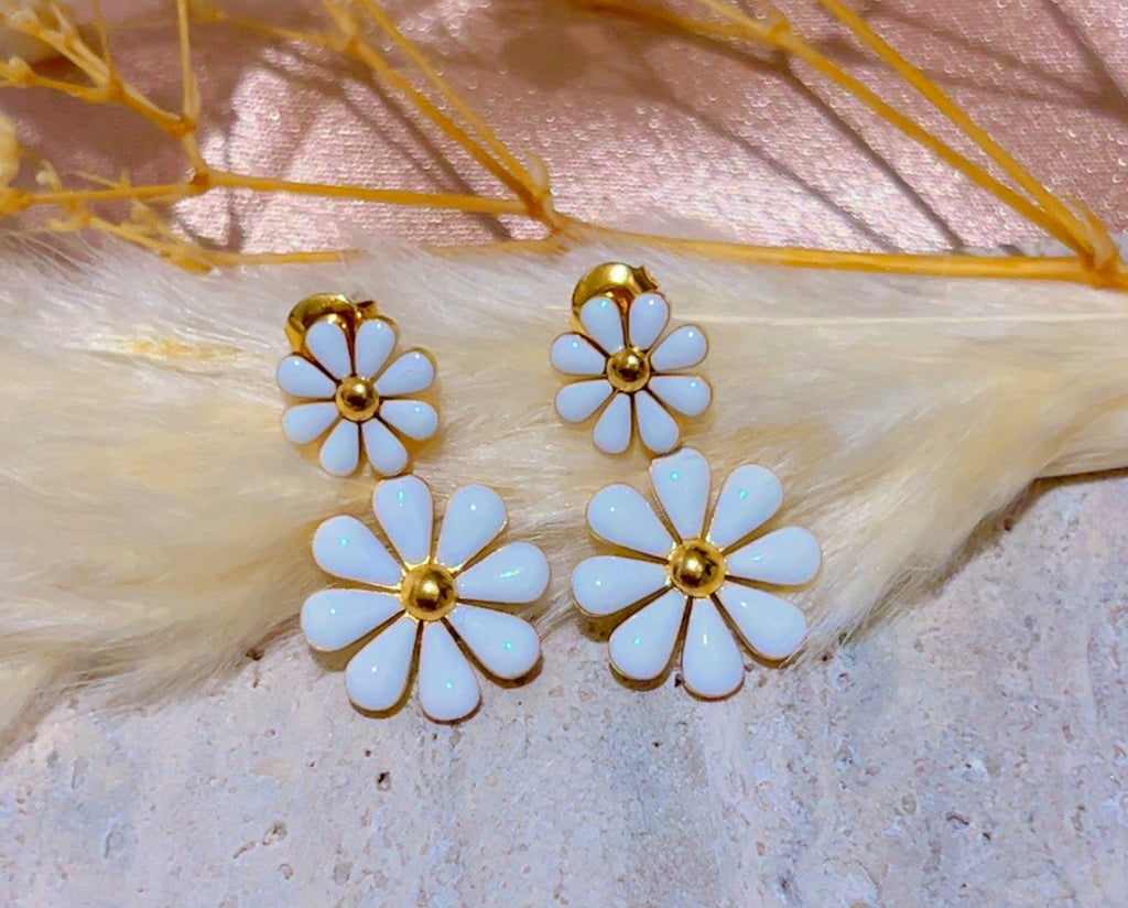 Daisy earrings